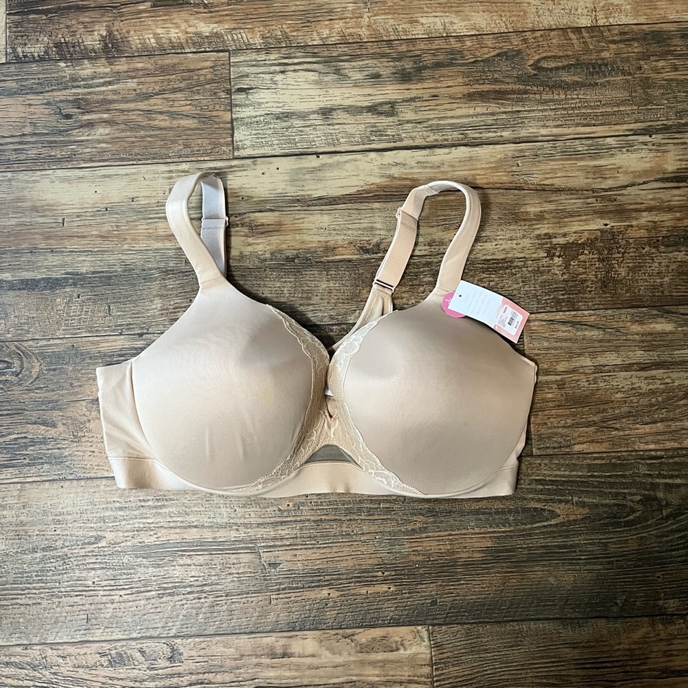 Cacique Tan Bra with Molded Cups and Adjustable Straps NEW WITH TAGS